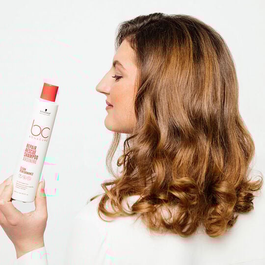 Shampooing pour cheveux ab&icirc;m&eacute;s BC Repair Rescue 50ml