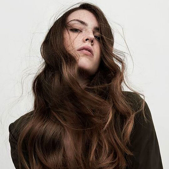 &Eacute;mulsion l&eacute;g&egrave;re cheveux color&eacute;s Color Motion+