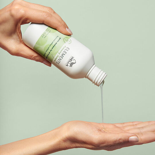 Shampooing r&eacute;g&eacute;n&eacute;rant pour cuirs chevelus normaux &agrave; gras Renewing Elements 500ml