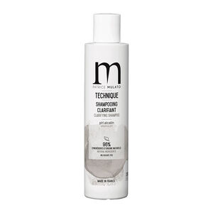 Shampooing technique clarifiant