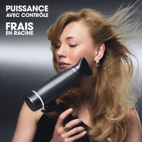 S&egrave;che cheveux Speed avec trousse et spray volume