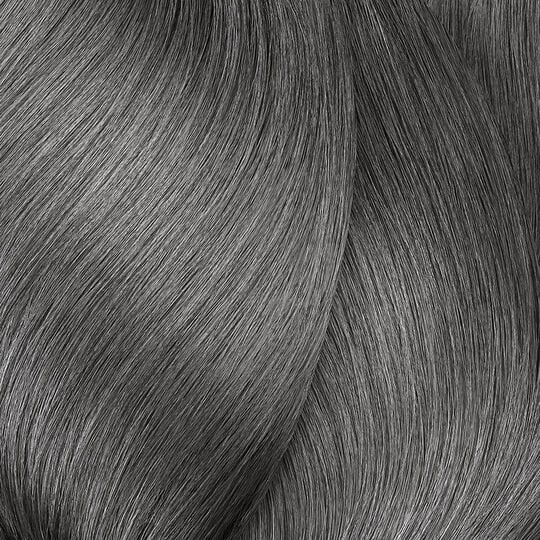 Coloration cr&egrave;me de beaut&eacute; Majirel 7.1 blond cendr&eacute;