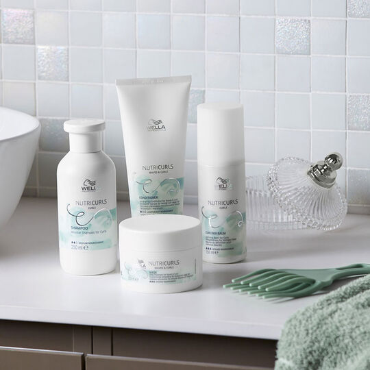Shampooing pour cheveux ondul&eacute;s Nutricurls