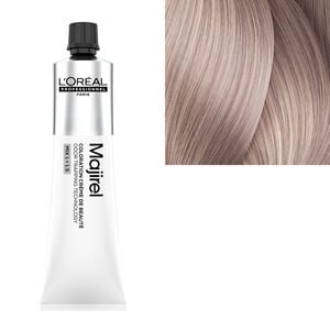 Coloration cr&egrave;me de beaut&eacute; Majirel 10.21 blond tr&egrave;s tr&egrave;s clair iris&eacute; cendr&eacute;