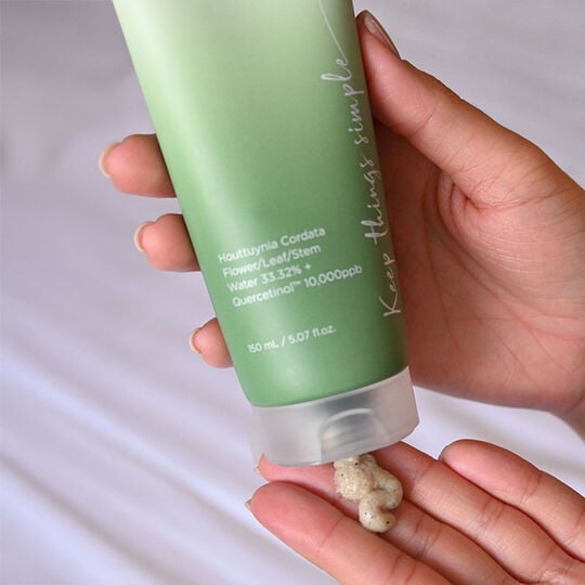 Mousse nettoyante en profondeur Heartleaf Quercetinol