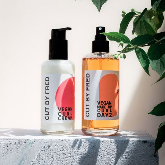 Spray d&eacute;finition 2&egrave;me jour boucles Vegan Wake Up Curl Day 2