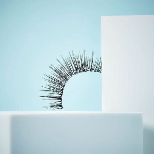 Faux cils &agrave; coller Light As Air 521