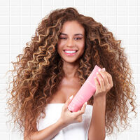 Rituel pour cheveux boucl&eacute;s