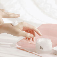 Routine K-Beauty - Peau acn&eacute;ique &agrave; imperfections