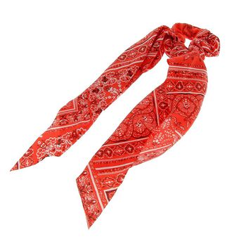 Chouchou foulard façon bandana rouge