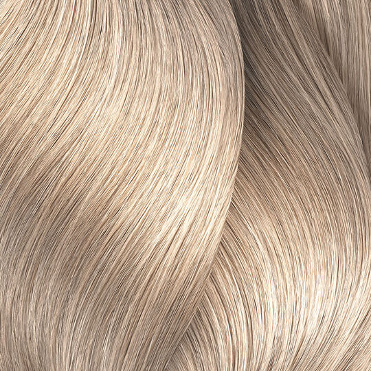 Coloration ton sur ton Dialight 10.02 milkshake naturel nacr&eacute;