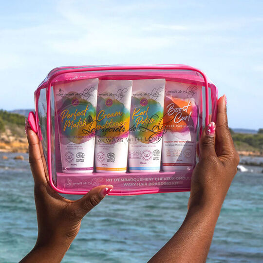 Kit d'embarquement pour cheveux ondul&eacute;s
