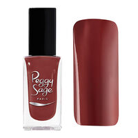 Vernis à ongles reddish brown