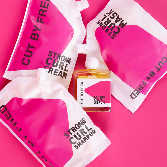 Crème de définition cheveux très bouclés frisés Strong Curl Cream