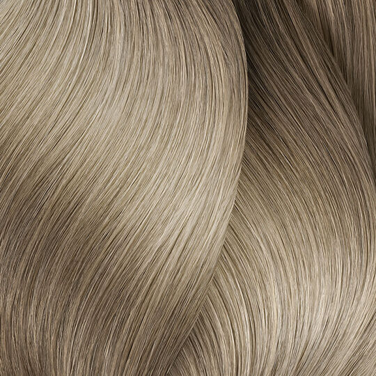 Coloration ton sur ton Dialight 10.13 milkshake glac&eacute; dor&eacute;