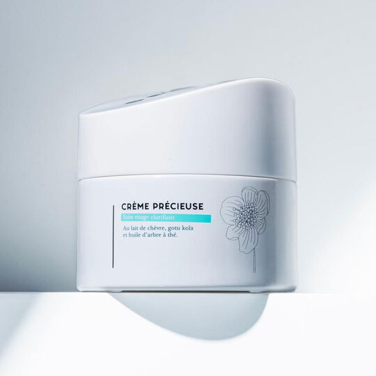 Crème précieuse au lait de chèvre,  Crème précieuse au lait de chèvre